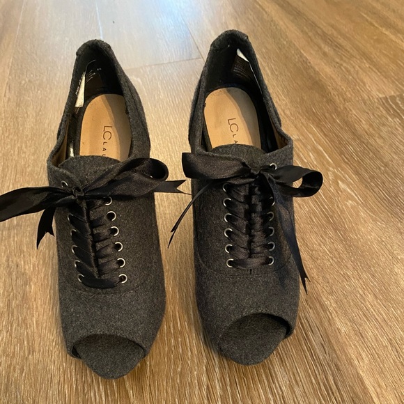 Lauren Conrad Heels - Picture 1 of 6